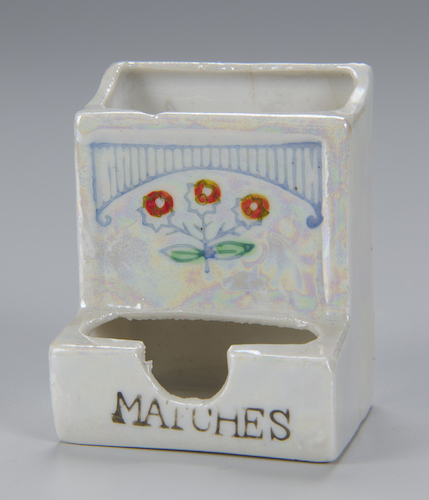 《マッチ入れ》